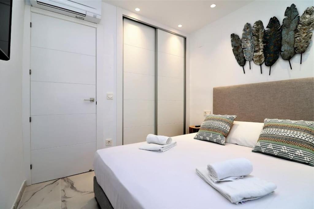 Luxurious 2-Bedroom Apt With Stunning Views, 1St Line On Levante Beach, Benidorm Exterior photo