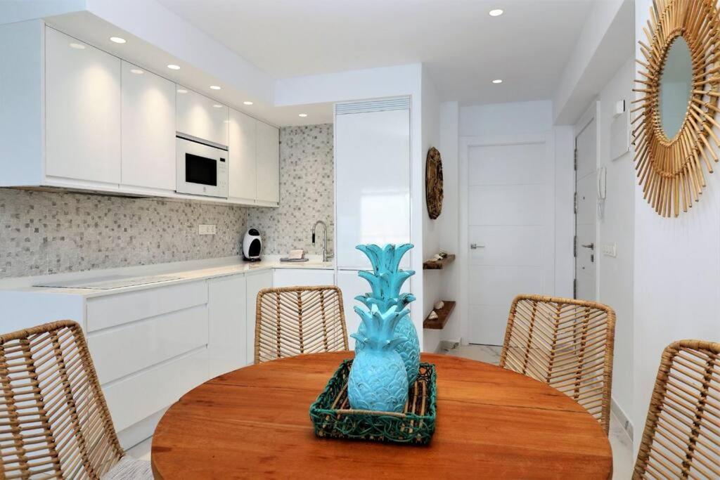 Luxurious 2-Bedroom Apt With Stunning Views, 1St Line On Levante Beach, Benidorm Exterior photo